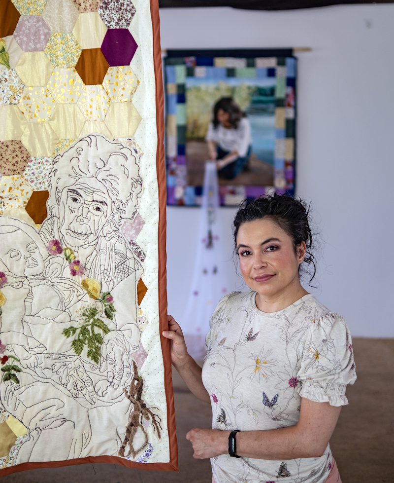 Alt TextJocelyn_Salaz_Artist_2025_Bio_Photo